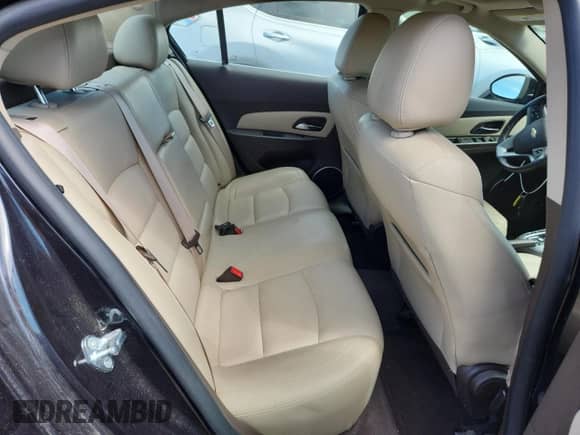 2015 Chevrolet Cruze Diesel z VIN 1G1P75SZ9F7299774, wystawiony jako Copart lot #68167825 z przebiegiem 131 509 mil mil oraz Szkoda całkowita • Salvage title. Historia ofert i sprzedaży dostępna na DreamBid. Obrazek 10.