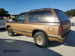 1988 Chevrolet Blazer с VIN 1GNCS18R1J0106286, выставлен на аукционе Copart как лот 76802554 с пробегом 190 360 миль миль и Списание • Salvage title. История ставок и продаж доступна на DreamBid. Изображение 2.