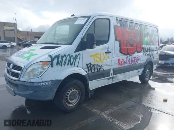 2007 Dodge Sprinter with VIN WD0PE746375138191, listed as a IAAI auction lot 41754960 with Not provided miles and . Bid and sale history available at DreamBid. Image 2.