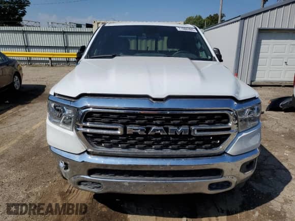 2023 Ram 1500 Big Horn z VIN 1C6RREBG4PN545935, wystawiony jako Copart lot #71986384 z przebiegiem 8 752 mil mil oraz Szkoda całkowita • Salvage title. Historia ofert i sprzedaży dostępna na DreamBid. Obrazek 5.