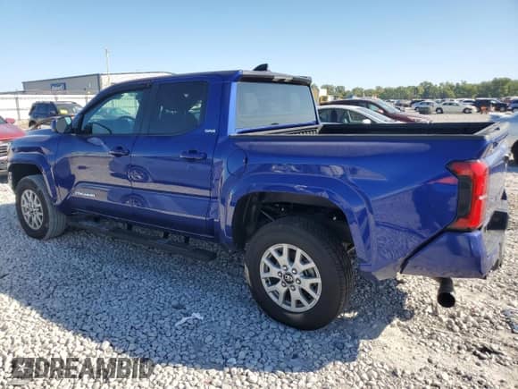 2024 Toyota Tacoma TRD Off Road with VIN 3TMLB5JN0RM031080, listed as a Copart auction lot 70222045 with 3,177 mi miles and Salvage title. Bid and sale history available at DreamBid. Image 2.