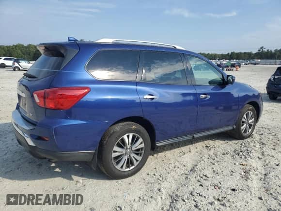 2020 Nissan Pathfinder SV with VIN 5N1DR2BN7LC628423, listed as a Copart auction lot 81594835 with 111,693 mi miles and Salvage title. Bid and sale history available at DreamBid. Image 3.