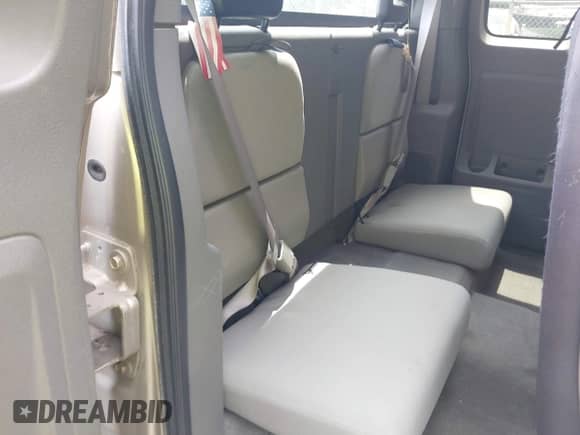 2005 Dodge Dakota SLT with VIN 1D7HW42N45S110567, listed as a IAAI auction lot 42569653 with 113,342 mi miles and . Bid and sale history available at DreamBid. Image 8.