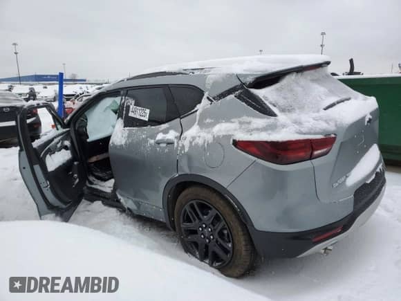 2023 Chevrolet Blazer LT с VIN 3GNKBJRS8PS212247, выставлен на аукционе Copart как лот 44911225 с пробегом 10 845 миль миль и На запчасти • Non repairable. История ставок и продаж доступна на DreamBid. Изображение 2.