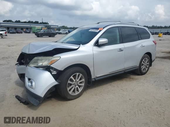 2014 Nissan Pathfinder SL with VIN 5N1AR2MN2EC648419, listed as a Copart auction lot 69344935 with 214,511 mi miles and Salvage title. Bid and sale history available at DreamBid. Image 1.