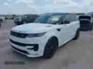 2024 Land Rover Range Rover Sport Dynamic SE with VIN SAL1L9FUXRA189122, listed as a IAAI auction lot 42518874 with 22,063 mi miles and . Bid and sale history available at DreamBid. Image 18.