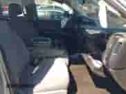 2016 Chevrolet Silverado 1500 Custom z VIN 1GCRCPECXGZ381081, wystawiony jako IAAI lot #41888631 z przebiegiem 192 342 mil mil oraz . Historia ofert i sprzedaży dostępna na DreamBid. Obrazek 5.