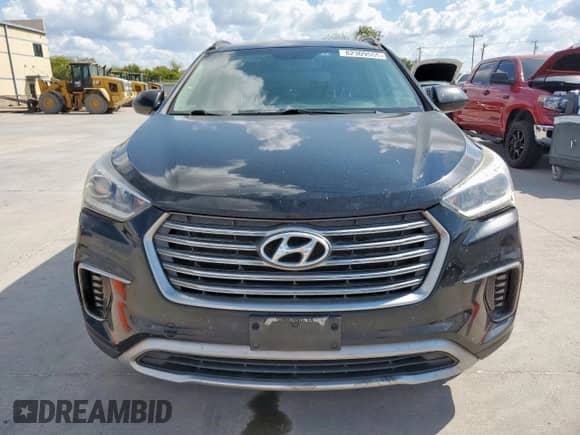 2017 Hyundai Santa Fe SE with VIN KM8SM4HF9HU223800, listed as a Copart auction lot 82309555 with 212,020 mi miles and Clean title. Bid and sale history available at DreamBid. Image 5.