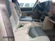 2002 Chevrolet Avalanche с VIN 3GNEC13T62G218460, выставлен на аукционе IAAI как лот 42511292 с пробегом 317 292 миль миль и . История ставок и продаж доступна на DreamBid. Изображение 5.