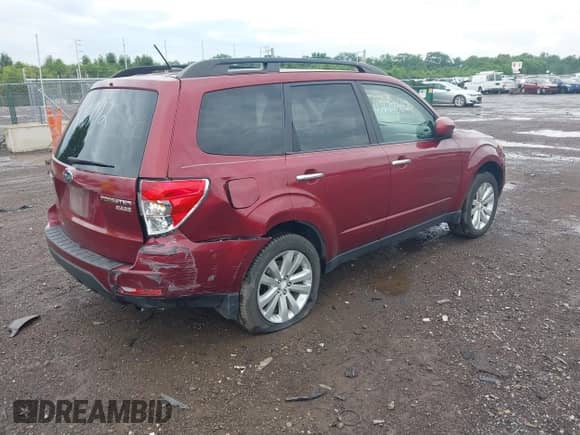 2012 Subaru Forester X Limited z VIN JF2SHAEC2CH416102, wystawiony jako IAAI lot #42628362 z przebiegiem 93 485 mil mil oraz . Historia ofert i sprzedaży dostępna na DreamBid. Obrazek 4.