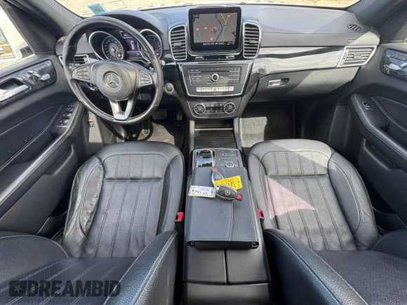2018 Mercedes-Benz GLS 450 с VIN 4JGDF6EE2JB105826, выставлен на аукционе Copart как лот 81343915 с пробегом 108 498 миль миль и Чистый • Clean title. История ставок и продаж доступна на DreamBid. Изображение 9.