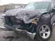 2019 Ram 1500 SLT z VIN 1C6RR7TT7KS513501, wystawiony jako IAAI lot #40833736 z przebiegiem 71 759 mil mil oraz . Historia ofert i sprzedaży dostępna na DreamBid. Obrazek 6.