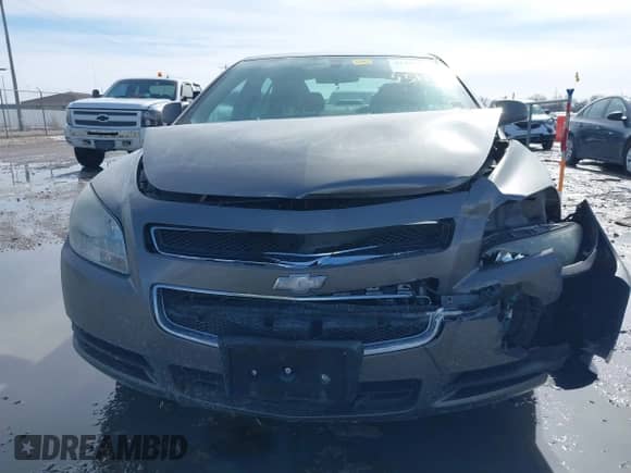 2010 Chevrolet Malibu с VIN 1G1ZA5EK6A4117810, выставлен на аукционе IAAI как лот 41755059 с пробегом 137 657 миль миль и . История ставок и продаж доступна на DreamBid. Изображение 12.