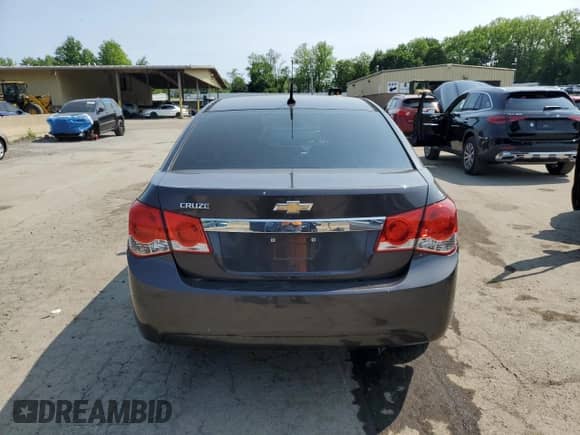 2014 Chevrolet Cruze LS with VIN 1G1PA5SG4E7185342, listed as a Copart auction lot 59063905 with 118,155 mi miles and Clean title. Bid and sale history available at DreamBid. Image 6.