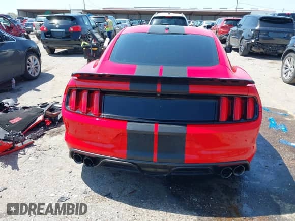 2016 Ford Mustang Shelby GT350 z VIN 1FA6P8JZ9G5524090, wystawiony jako IAAI lot #41824242 z przebiegiem Nie podano mil oraz . Historia ofert i sprzedaży dostępna na DreamBid. Obrazek 17.
