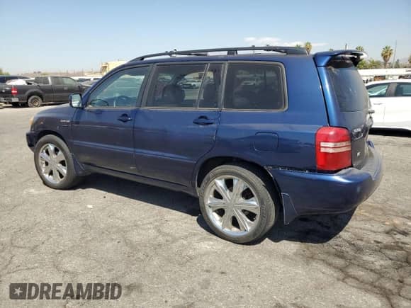 2004 Toyota Highlander with VIN JTEDP21A840021390, listed as a Copart auction lot 69994885 with 202,270 mi miles and Salvage title. Bid and sale history available at DreamBid. Image 2.