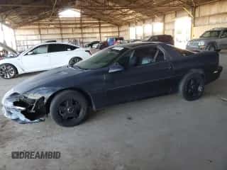 1995 Chevrolet Camaro Z28 z VIN 2G1FP22P9S2148783, wystawiony jako Copart lot #42178135 z przebiegiem 216 461 mil mil oraz Szkoda całkowita • Salvage title. Historia ofert i sprzedaży dostępna na DreamBid. Obrazek 1.