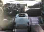 2019 Ram 1500 Laramie z VIN 1C6SRFJT0KN517855, wystawiony jako Copart lot #60310435 z przebiegiem 75 739 mil mil oraz Szkoda całkowita • Salvage title. Historia ofert i sprzedaży dostępna na DreamBid. Obrazek 8.