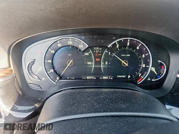 2018 BMW 5 Series 530i с VIN WBAJA5C50JWA38395, выставлен на аукционе Copart как лот 68187105 с пробегом 95 574 миль миль и Списание • Salvage title. История ставок и продаж доступна на DreamBid. Изображение 9.