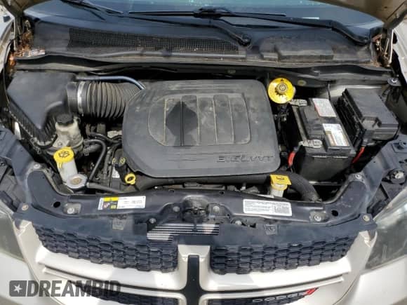 2014 Dodge Grand Caravan R/T with VIN 2C4RDGEG1ER202921, listed as a Copart auction lot 62523525 with 96,045 mi miles and Salvage title. Bid and sale history available at DreamBid. Image 12.