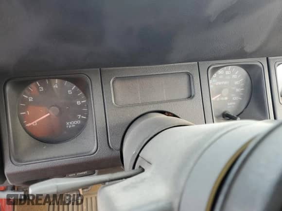 1992 Jeep Wrangler с VIN 2J4FY29S8NJ534808, выставлен на аукционе Copart как лот 76572844 с пробегом Не указан миль и На запчасти • Non repairable. История ставок и продаж доступна на DreamBid. Изображение 9.