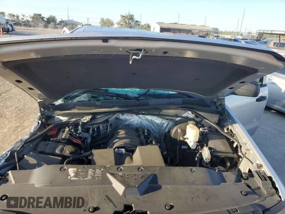 2015 Chevrolet Silverado 1500 Work Truck z VIN 1GCRCPEH9FZ426943, wystawiony jako Copart lot #68198993 z przebiegiem Nie podano mil oraz Nie do naprawy • Non repairable. Historia ofert i sprzedaży dostępna na DreamBid. Obrazek 11.
