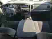 2005 Dodge 3500 SLT с VIN 3D7LS38C65G827212, выставлен на аукционе Copart как лот 60490835 с пробегом 186 654 миль миль и Списание • Salvage title. История ставок и продаж доступна на DreamBid. Изображение 8.