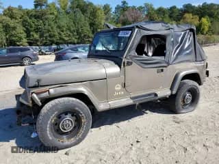 1990 Jeep Wrangler с VIN 2J4FY49T7LJ508878, выставлен на аукционе Copart как лот 75192564 с пробегом 135 963 миль миль и Списание • Salvage title. История ставок и продаж доступна на DreamBid. Изображение 1.