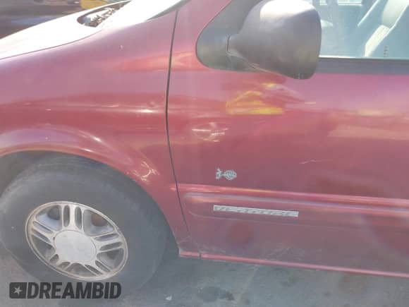 2001 Chevrolet Venture Warner Bros 1SE with VIN 1GNDX13E01D201117, listed as a IAAI auction lot 41442279 with 148,090 mi miles and . Bid and sale history available at DreamBid. Image 17.