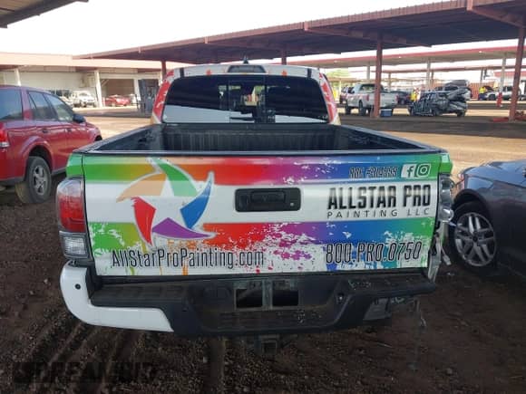 2021 Toyota Tacoma SR5 z VIN 3TMDZ5BN7MM107983, wystawiony jako IAAI lot #42993613 z przebiegiem 113 958 mil mil oraz . Historia ofert i sprzedaży dostępna na DreamBid. Obrazek 16.