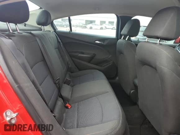 2018 Chevrolet Cruze LS z VIN 1G1BC5SM5J7150717, wystawiony jako Copart lot #71001165 z przebiegiem 158 899 mil mil oraz Szkoda całkowita • Salvage title. Historia ofert i sprzedaży dostępna na DreamBid. Obrazek 10.