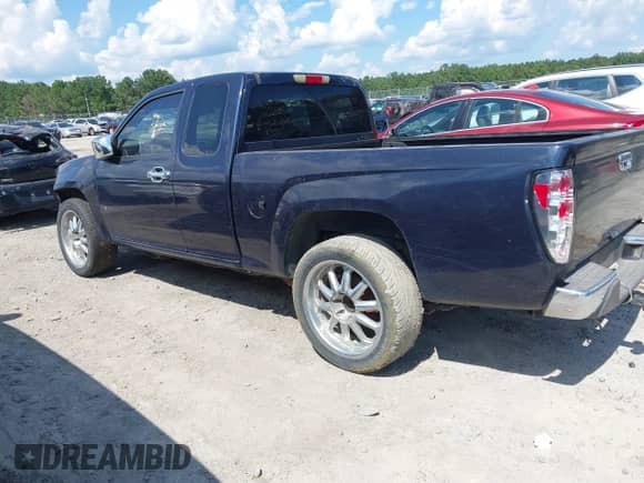 2008 Chevrolet Colorado Work Truck z VIN 1GCCS199688153610, wystawiony jako IAAI lot #42804353 z przebiegiem 147 215 mil mil oraz . Historia ofert i sprzedaży dostępna na DreamBid. Obrazek 3.