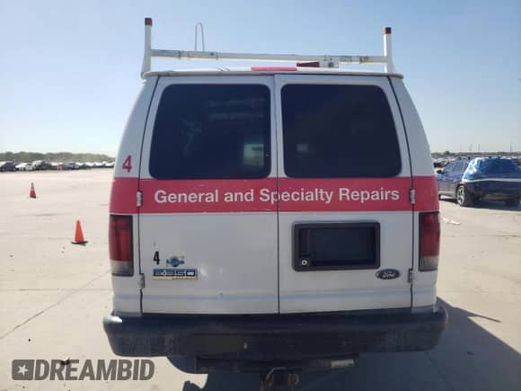 2008 Ford Econoline Cargo Commercial with VIN 1FTSS34L68DB32404, listed as a Copart auction lot 72162824 with 264,208 mi miles and Clean title. Bid and sale history available at DreamBid. Image 6.