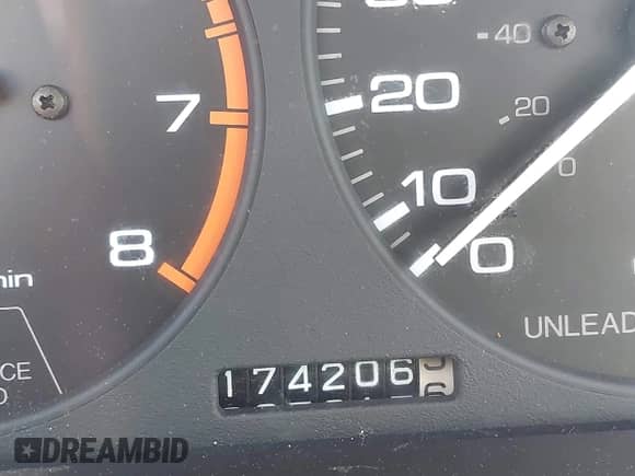 1993 Honda Accord with VIN 1HGCB7274PA010997, listed as a IAAI auction lot 43185754 with 174,206 mi miles and . Bid and sale history available at DreamBid. Image 12.