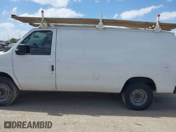 2013 Ford Econoline Cargo Commercial с VIN 1FTSE3EL4DDA38215, выставлен на аукционе IAAI как лот 41627924 с пробегом 181 821 миль миль и . История ставок и продаж доступна на DreamBid. Изображение 14.