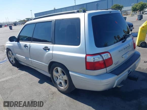 2002 Subaru Forester S with VIN JF1SF65642H705305, listed as a IAAI auction lot 43214359 with Not provided miles and . Bid and sale history available at DreamBid. Image 3.