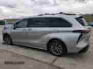 2023 Toyota Sienna LE с VIN 5TDKSKFC0PS075157, выставлен на аукционе Copart как лот 54269555 с пробегом 44 088 миль миль и На запчасти • Non repairable. История ставок и продаж доступна на DreamBid. Изображение 2.