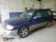 2001 Subaru Forester S with VIN JF1SF65501H761683, listed as a Copart auction lot 69635725 with 207,855 mi miles and Clean title. Bid and sale history available at DreamBid. Image 1.