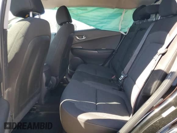 2023 Hyundai Kona SE z VIN KM8K23AG4PU166570, wystawiony jako Copart lot #82192035 z przebiegiem 28 718 mil mil oraz Szkoda całkowita • Salvage title. Historia ofert i sprzedaży dostępna na DreamBid. Obrazek 10.