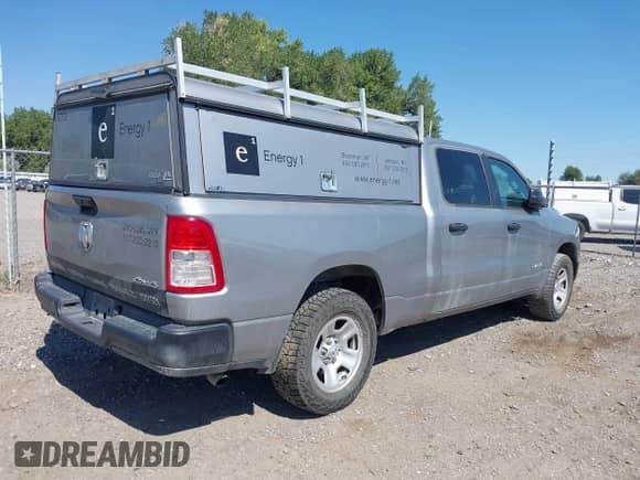 2020 Ram 1500 Tradesman z VIN 1C6RRFNGXLN356363, wystawiony jako IAAI lot #43001924 z przebiegiem 119 855 mil mil oraz . Historia ofert i sprzedaży dostępna na DreamBid. Obrazek 4.