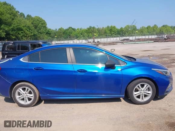 2018 Chevrolet Cruze LT with VIN 1G1BE5SM4J7193259, listed as a IAAI auction lot 42411924 with 103,816 mi miles and . Bid and sale history available at DreamBid. Image 13.