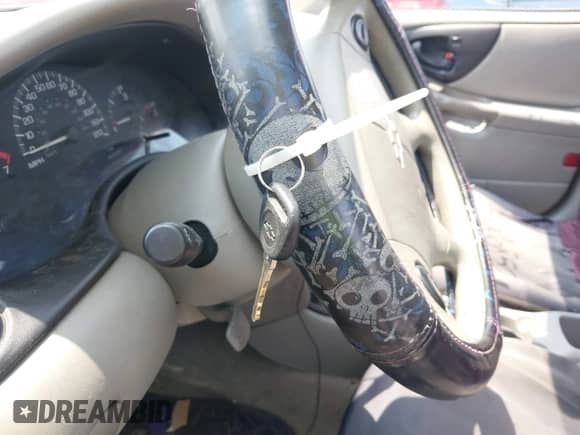 2005 Chevrolet Malibu Classic с VIN 1G1ND52F45M228018, выставлен на аукционе IAAI как лот 42626852 с пробегом Не указан миль и . История ставок и продаж доступна на DreamBid. Изображение 11.