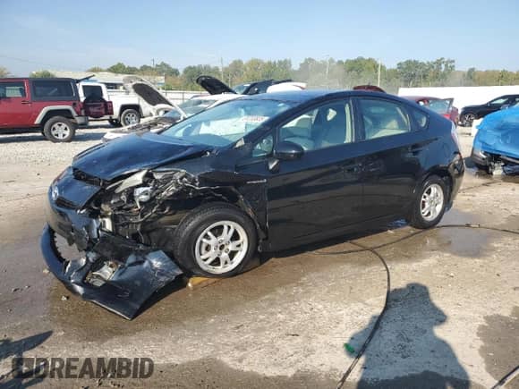 2010 Toyota Prius III with VIN JTDKN3DUXA0190724, listed as a Copart auction lot 81233835 with 144,800 mi miles and Salvage title. Bid and sale history available at DreamBid. Image 1.
