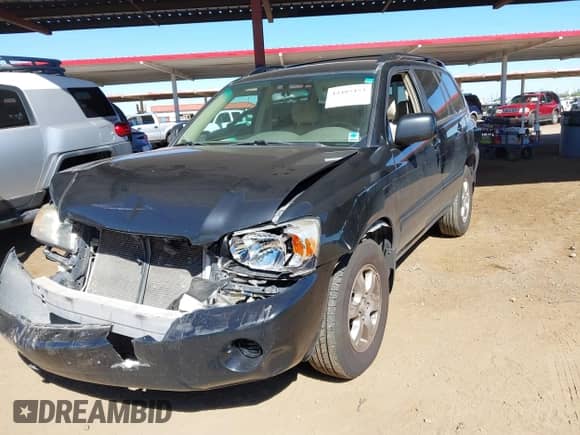 2006 Toyota Highlander Limited with VIN JTEDP21A460097434, listed as a IAAI auction lot 43485453 with 305,059 mi miles and . Bid and sale history available at DreamBid. Image 17.