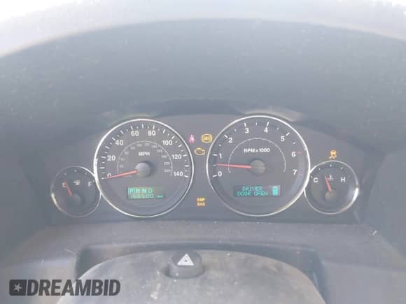 2007 Jeep Commander Sport с VIN 1J8HH48P27C553755, выставлен на аукционе IAAI как лот 43478352 с пробегом 166 500 миль миль и . История ставок и продаж доступна на DreamBid. Изображение 7.