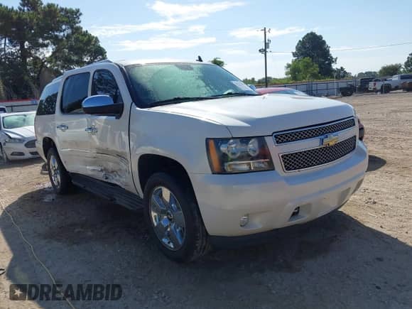 2010 Chevrolet Suburban LTZ с VIN 1GNUCKE07AR286799, выставлен на аукционе IAAI как лот 43371834 с пробегом 161 202 миль миль и . История ставок и продаж доступна на DreamBid. Изображение 1.