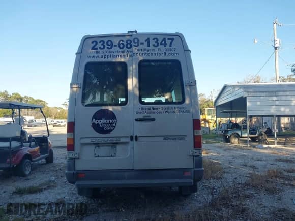 2006 Dodge Sprinter with VIN WD0PD644X65918960, listed as a IAAI auction lot 41557309 with 133,514 mi miles and . Bid and sale history available at DreamBid. Image 16.