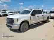 2018 Ford F-250 XL z VIN 1FT7W2A62JEC66863, wystawiony jako Copart lot #67570545 z przebiegiem 193 948 mil mil oraz Czysty tytuł • Clean title. Historia ofert i sprzedaży dostępna na DreamBid. Obrazek 1.