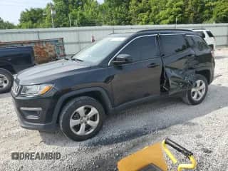2018 Jeep Compass Altitude with VIN 3C4NJDBB9JT222582, listed as a Copart auction lot 67013485 with 69,547 mi miles and Salvage title. Bid and sale history available at DreamBid. Image 1.