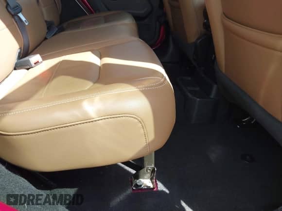 2022 Jeep Wrangler Unlimited Sahara with VIN 1C4HJXEG5NW109153, listed as a IAAI auction lot 41727174 with 41,718 mi miles and . Bid and sale history available at DreamBid. Image 8.